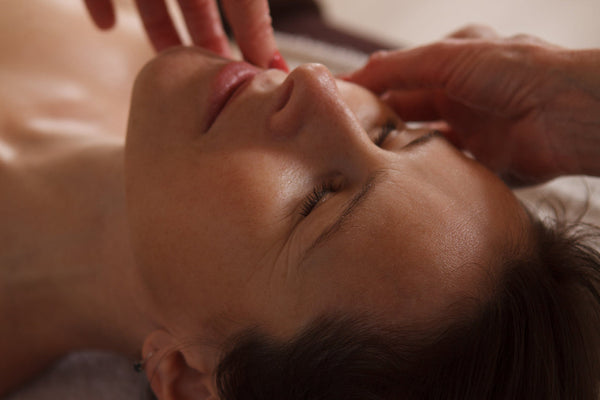 Ultra AHA (Lactic Peel) Treatment - Hydrate & Firm