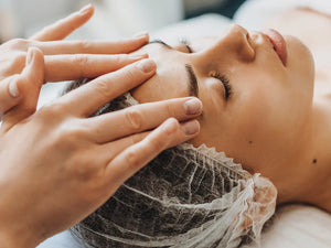 Refine & Hydrate (Lactic Peel)