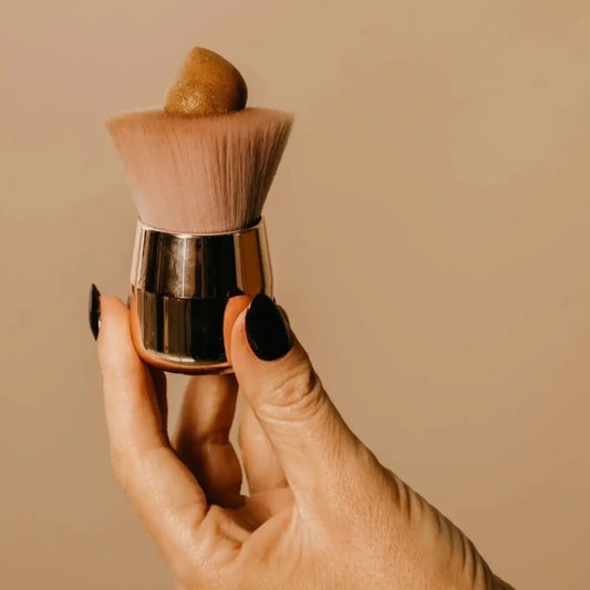 Sunless Tanning Face & Hand Brush Lusso
